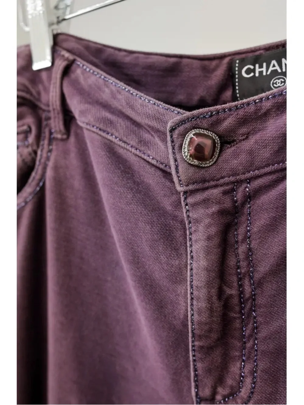 CHANEL brand color